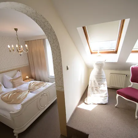 Golfi 3* Podiebrady