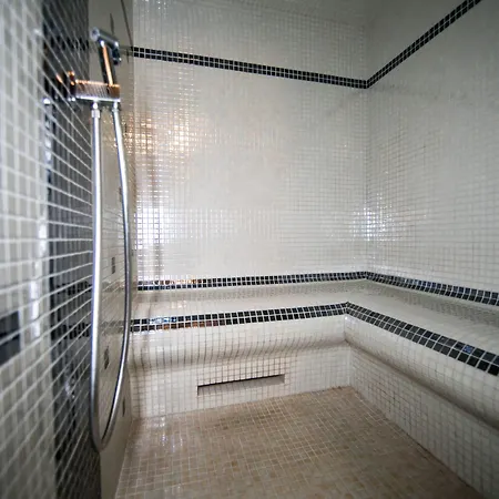 Golfi פודבראדי