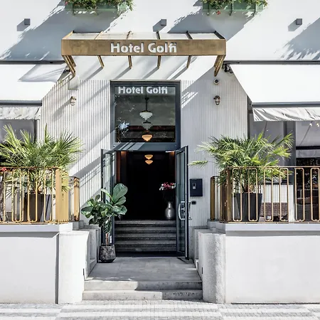 Hotel Golfi